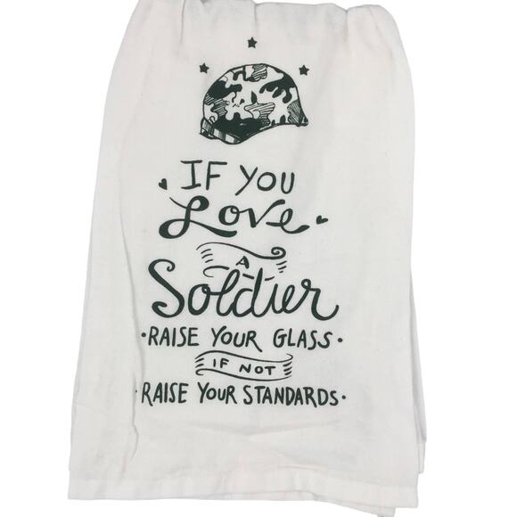Decorative Towel - Soldier Love - Picture 1 of 2